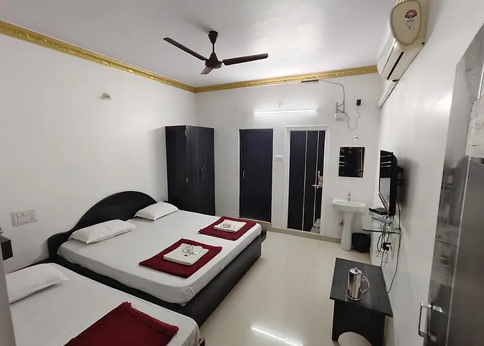 Hotel Gananjaya Gokarna 