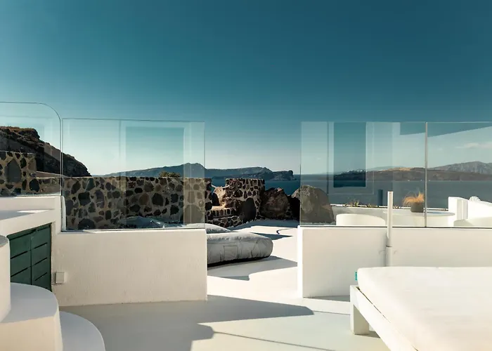 Epic View Suites Akrotiri 