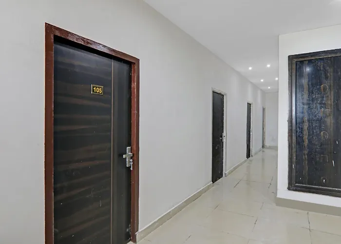 Hotel O Rudra Palace Near Phoenix United Lucknow