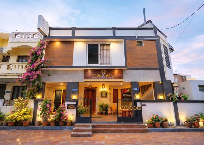 La Villa Pondi Cherie Centertownbeachauroville Pondicherry