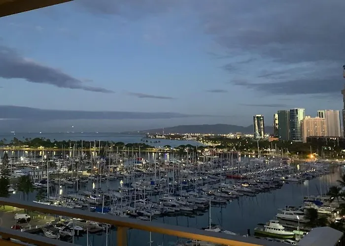 Ilikai Hotel 1133 Honolulu