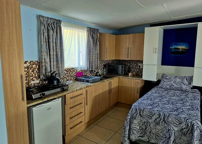 Danrit Guesthouse - Uncapped Wifi Roodepoort