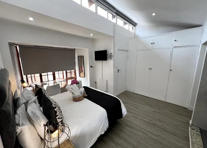 Kelkiewyn Waterkloof Guesthouse Pretoria