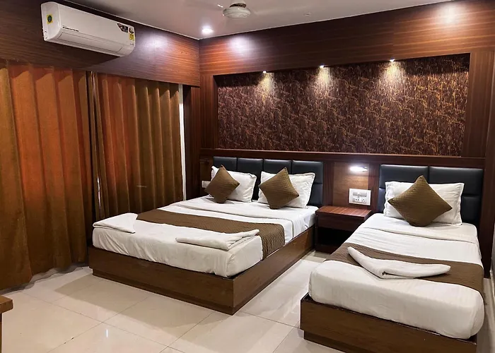 Hotel Volga Plaza Bombay