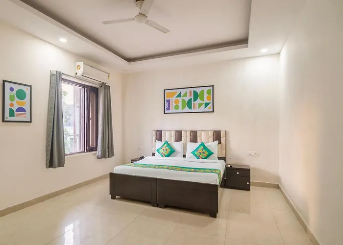Treebo Modern Stays Noida