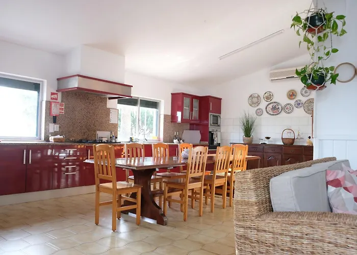 Vila Glória Guesthouse Lagos