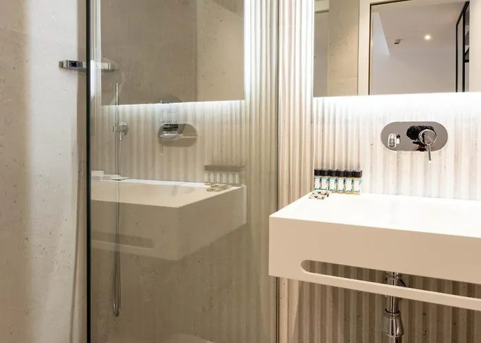 Mango Luxury Resorts Sarande