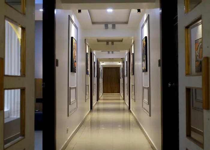 Hotel Gold Leaf Ahmedabad