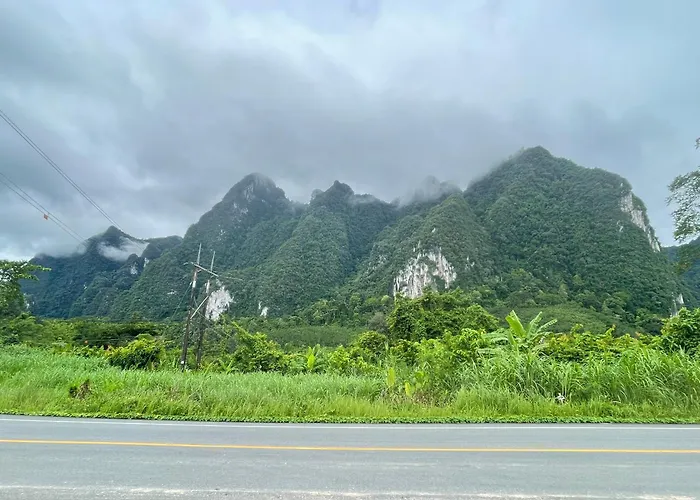 The Cliff And River Jungle Resort ภูผาและลำธารรีสอร์ท Khao Sok National Park