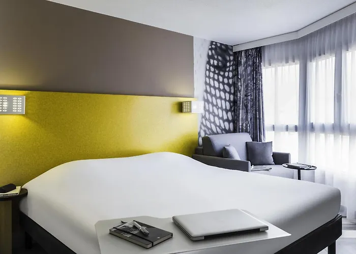 Ibis Styles Nice Centre Port