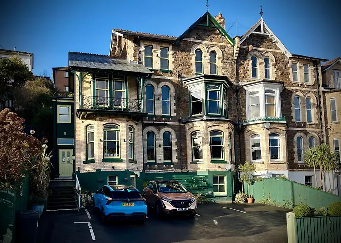 The Earlsdale Bed And Breakfast Ilfracombe