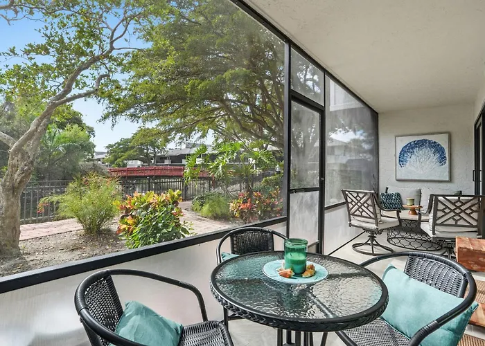 Park Shore Resort By Mike Z Rentals (Adults Only) Naples