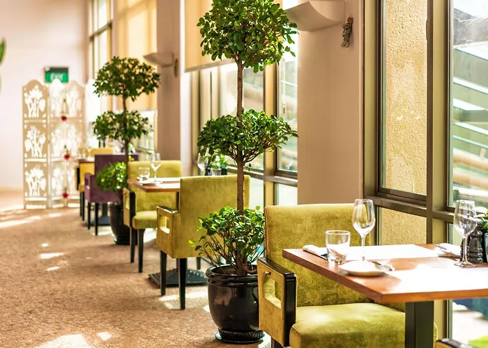 Sofitel Saigon Plaza Hotel TP. Hồ Chí Minh