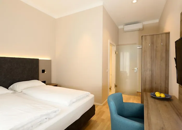 Das Jedermann Boutiquehotel Mit Stadtgarten Salzburgo