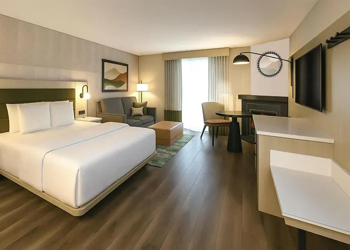 Ramada Plaza By Wyndham Gatineau/Manoir Du Casino Hotel