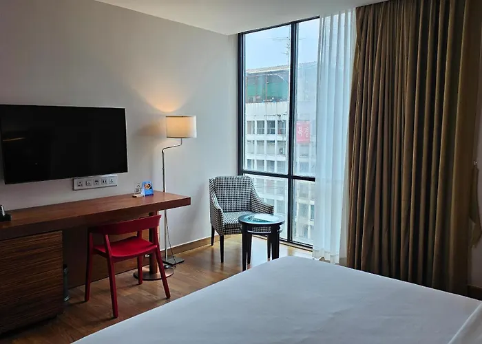 Sachas Hotel Uno Asoke Sukhumvit Bangkok