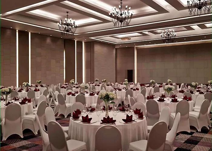 Pullman ฮานอย