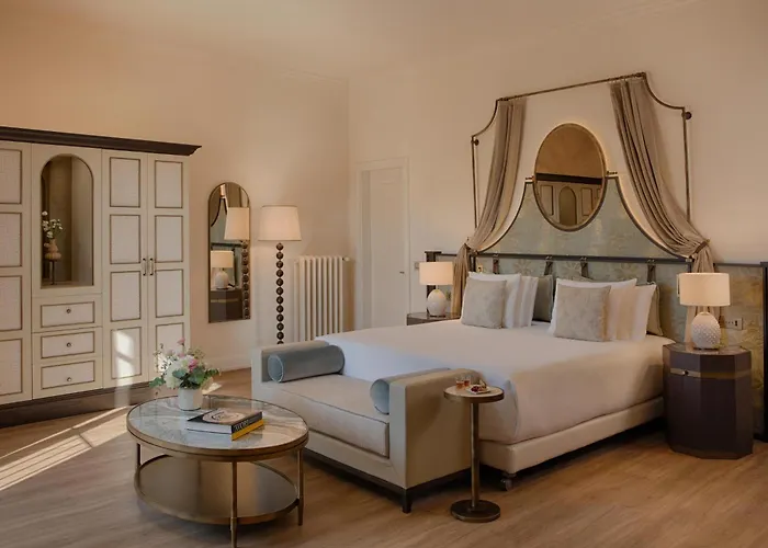Nh Collection Firenze Porta Rossa Hotel