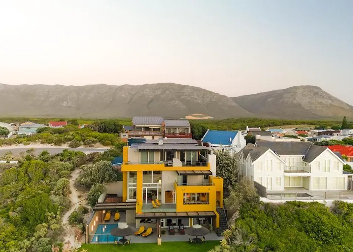 Crayfish Lodge Sea & Country Guest House Gansbaai