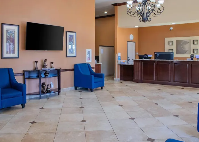 Comfort Inn & Suites San Bernardino Colton
