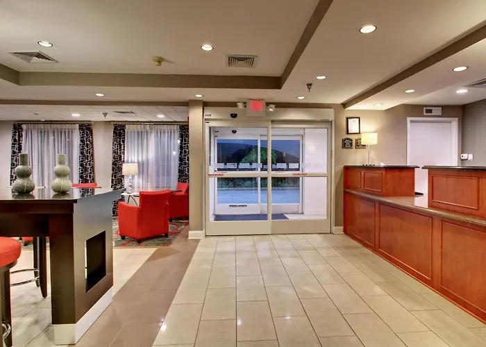 Holiday Inn Express Hurricane Mills Waverly By Ihg