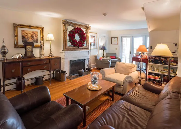 Snug Cottage Provincetown