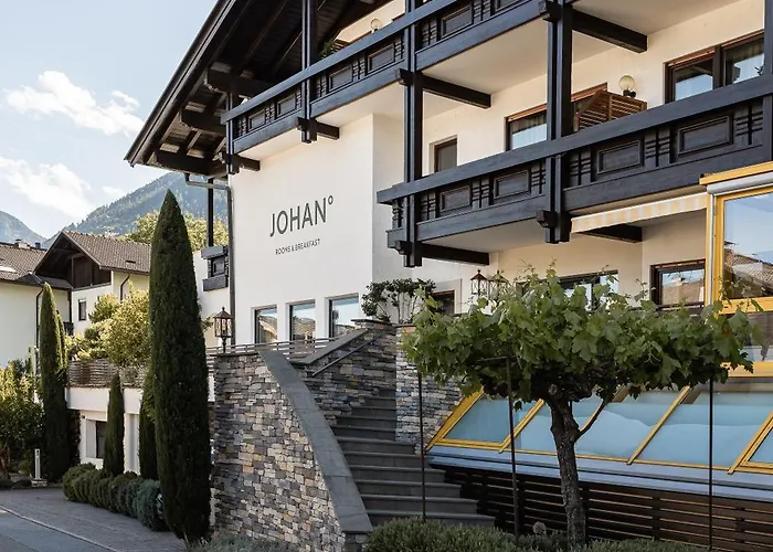 Johan - Rooms & Breakfast Merano Algund