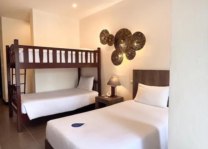Youdee Hotel Patong - Formerly Meir Jarr Hotel Patong