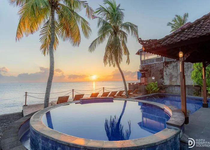 Paradise Palm Beach Bungalows And Dive Center Tulamben 