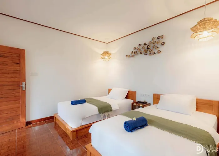 Paradise Palm Beach Bungalows And Dive Center Tulamben 