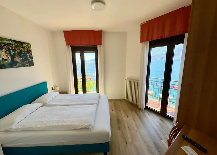 Hotel S.Maria Brenzone sul Garda