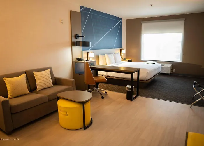 Comfort Suites Airport Tukwila Seattle