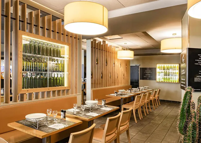 Ibis Tours Centre Gare Hotel