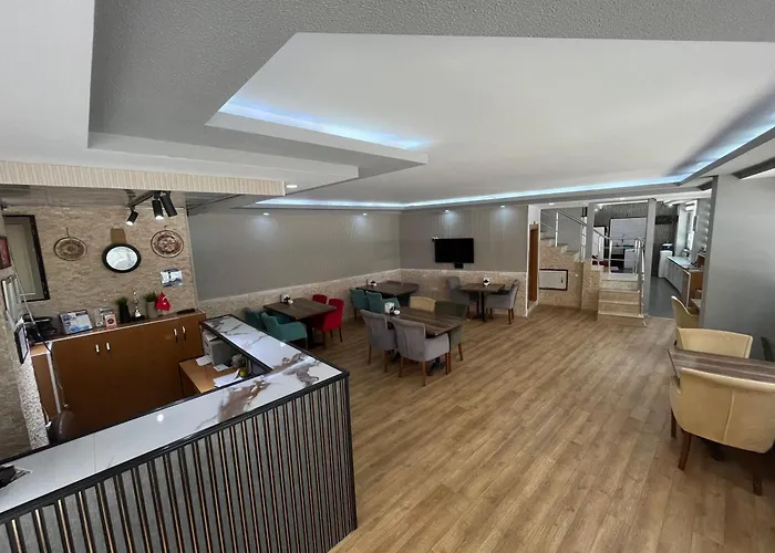Oezhan Hotel Antalya