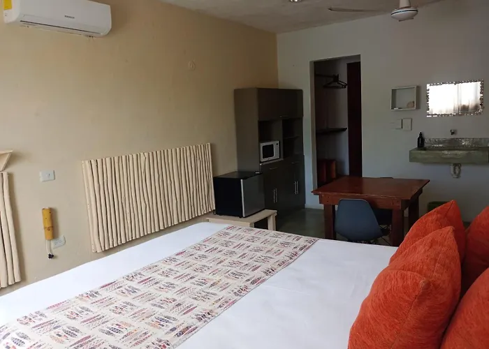 Hotel Jardin Mahahual