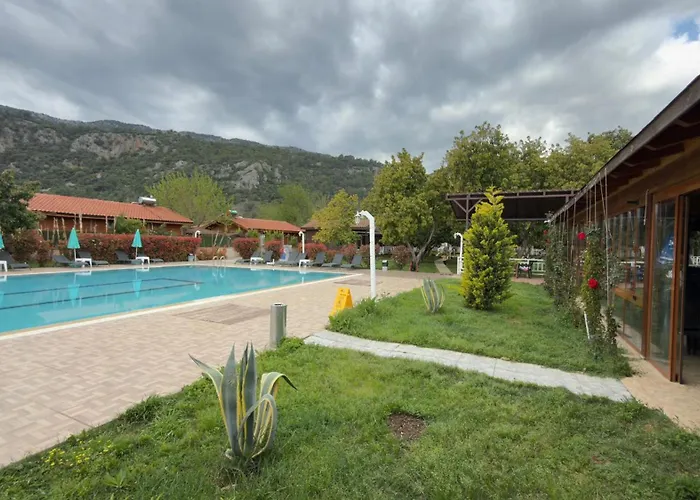 Apella Hotel Çıralı