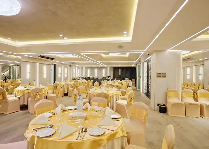 Platinum Grand Hotel Dhaka