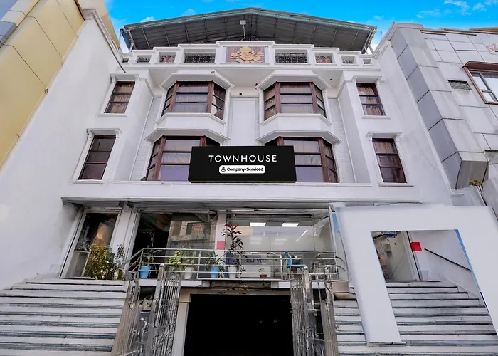 Super Townhouse Gandhi Medical College Bhopal Formerly Hotel Shagun