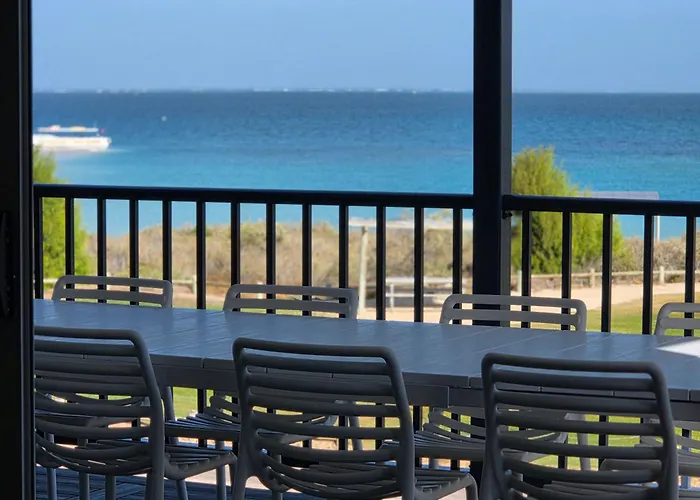 Ningaloo Coral Bay - Bayview Hotel