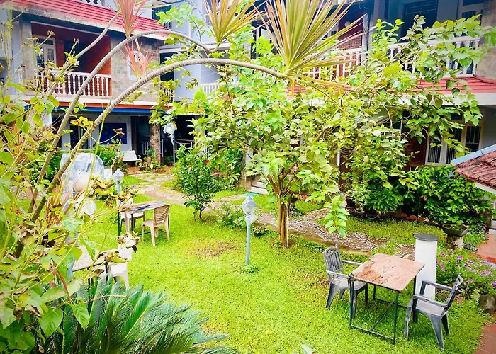 Peravel Beach Holiday Home Candolim