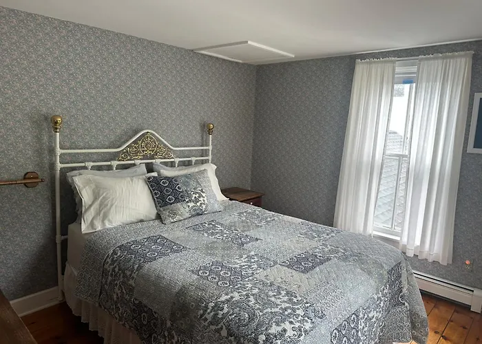 Sylvan Inn Bed & Breakfast Glen Arbor