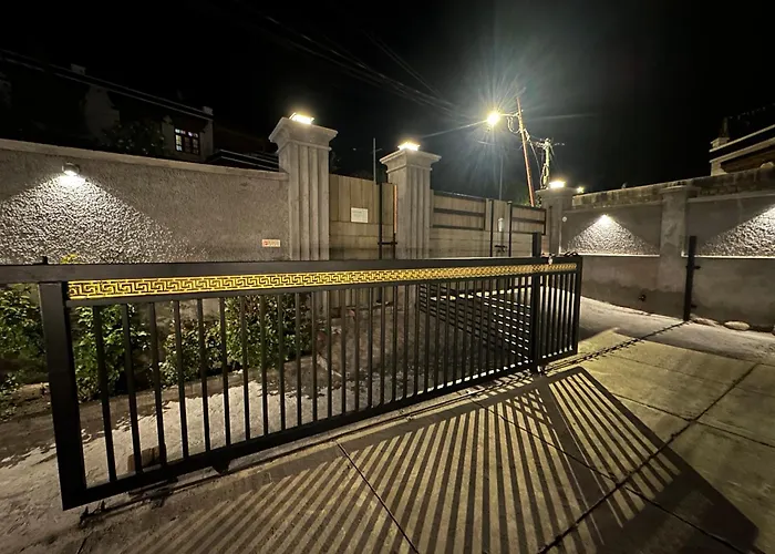 Raku Guest House Leh - A Peaceful Stay In The Heart Of Leh