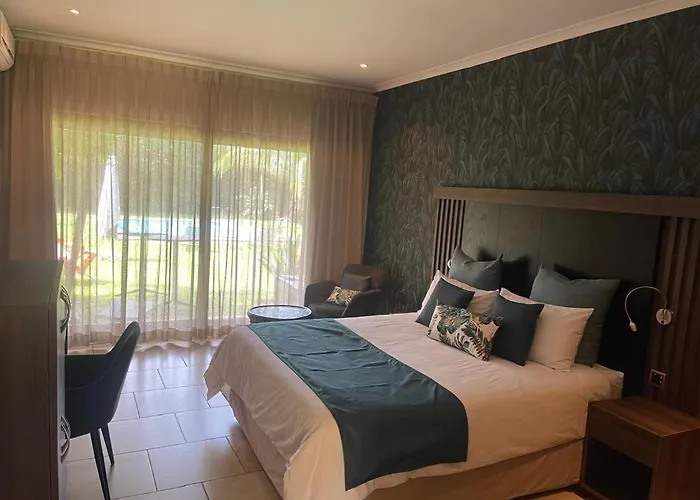 Planet Hotel Hollybum Lubumbashi