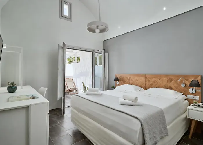 Meltemi Excelsior Suites Perissa 