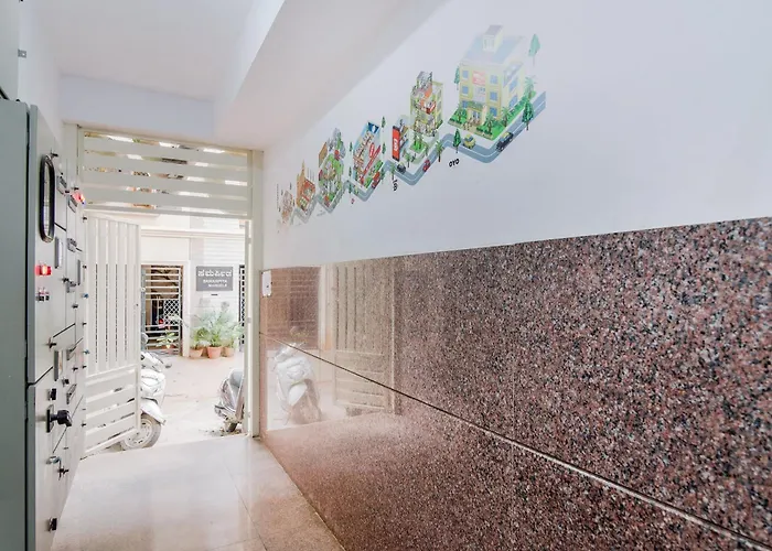 Super Hotel O Varcity Comforts Near St. John Medical College Bangalore