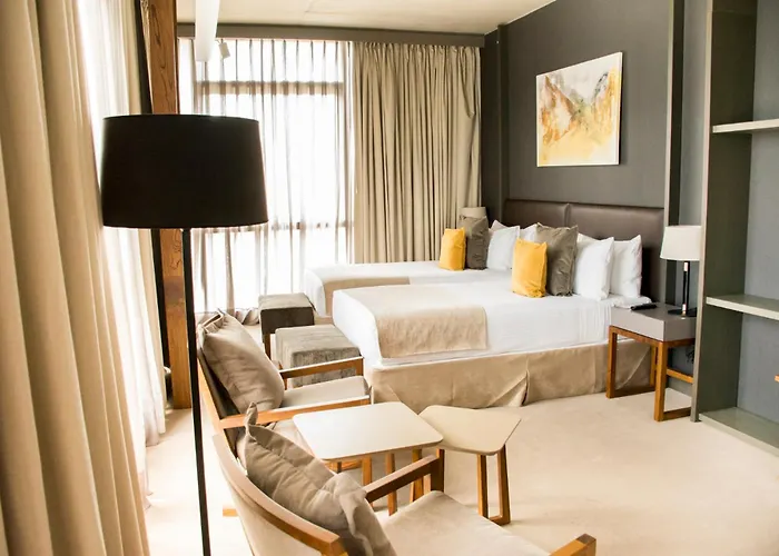 Grand Brizo La Plata Hotel