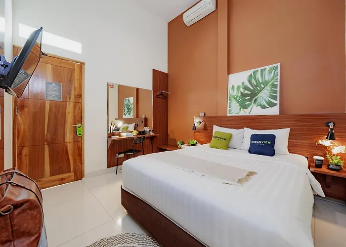 Urbanview Darmo Residence Bandung