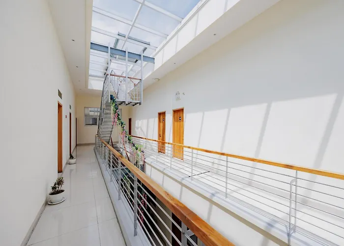 Urbanview Darmo Residence Bandung
