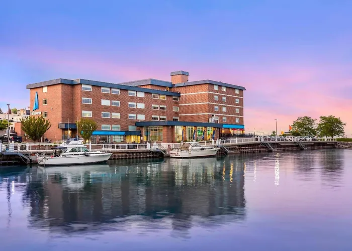 The Harborview On Lake Michigan, An Ascend Collection Hotel Port Washington