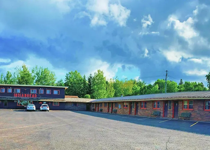 Indianhead Ironwood Hotel